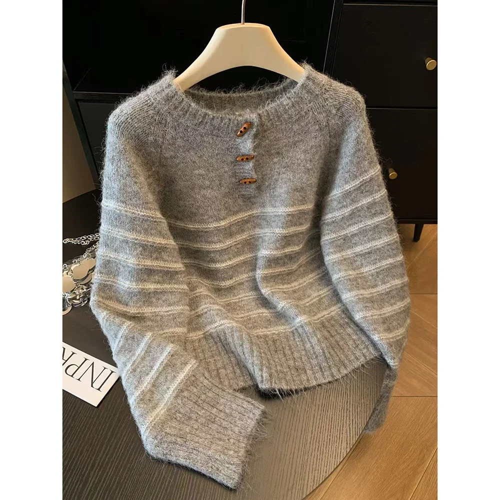 Embroidery A - Женский полосатый свитер из шерсти и