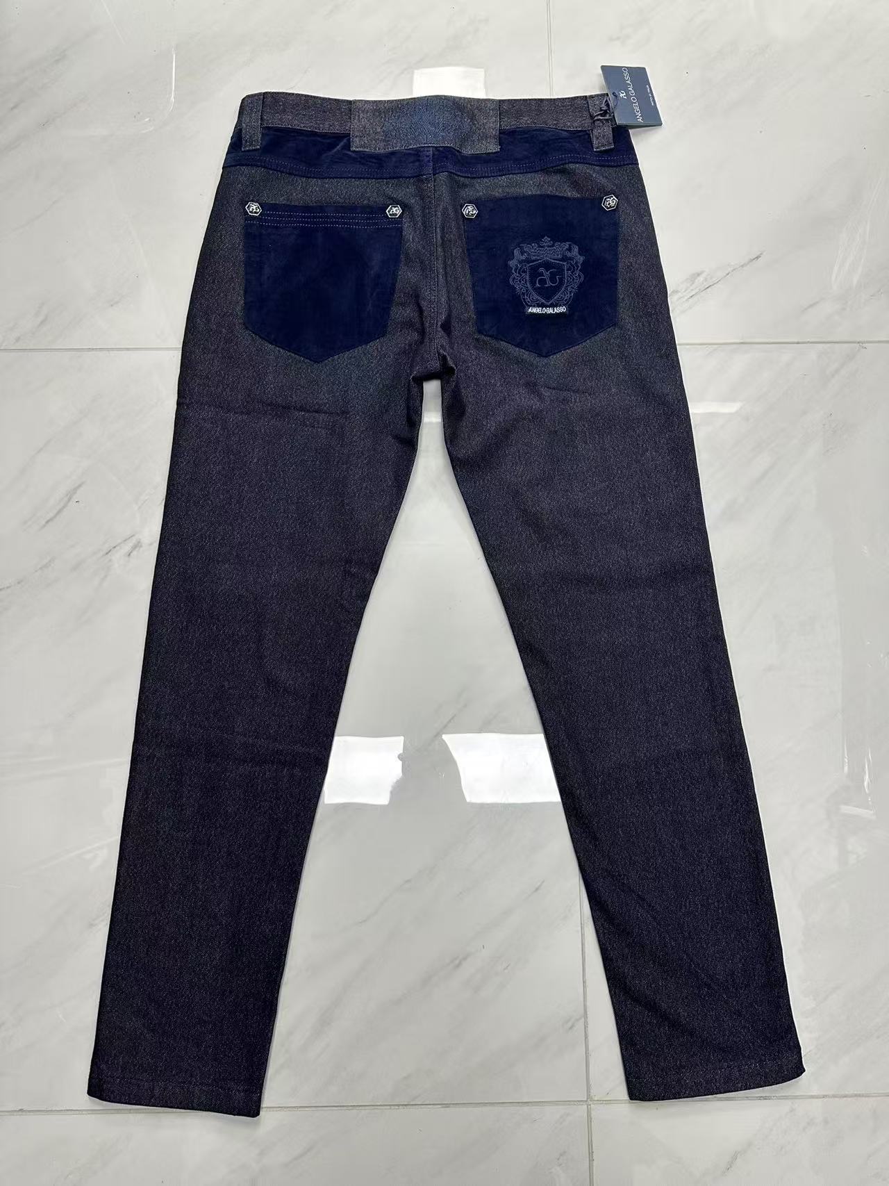 Джинсы OECHSLI из плотного хло – обзор и цена Embroidery On Jeans